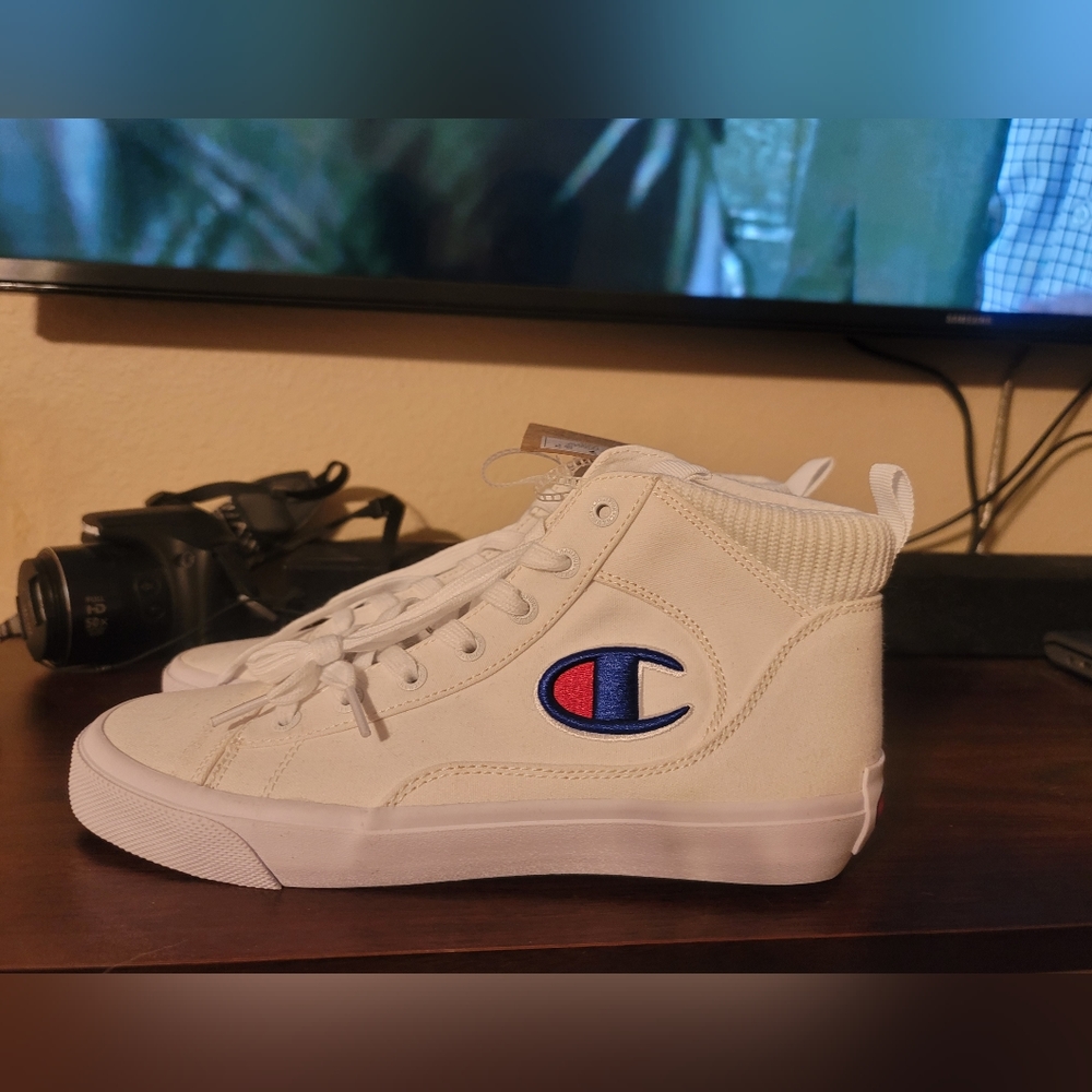 Champion Canvas Hightops Y7/W9
